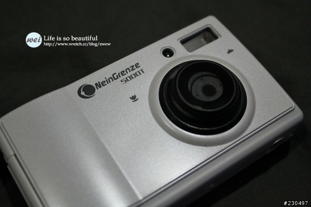 【新玩具-NeinGrenze 5000T 擁有移軸鏡頭的LOMO數位迷你相機】