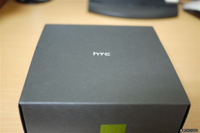 再加一發 HTC Sensation XE 感動開箱 及使用心得