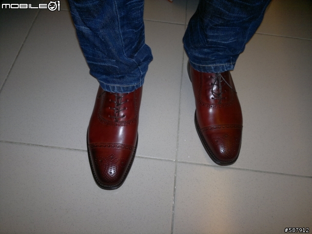 [開箱] Loake Strand雕花皮鞋 及 Timberland 70521