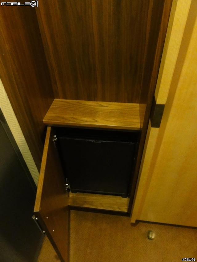 [遊記] 法比荷之旅（Day 3）滑鐵盧、比利時、黃金廣場（圖多，慎入）