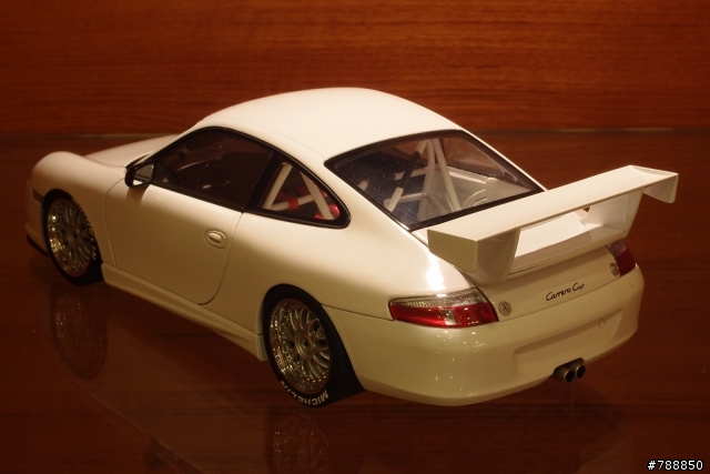 歡迎蒞臨Porsche 911(996)全車系1/18模型發表會【共30台】