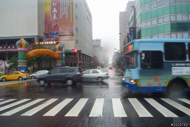 2011/11/12-15 圓夢計劃繞島行 Day 1 台北→花蓮