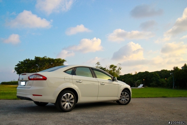 ~硬是要開箱的MONDEO TDCI 白豪莽~