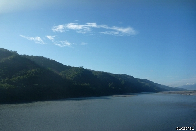 2011/11/12-15 圓夢計劃繞島行 Day 2 花蓮→屏東