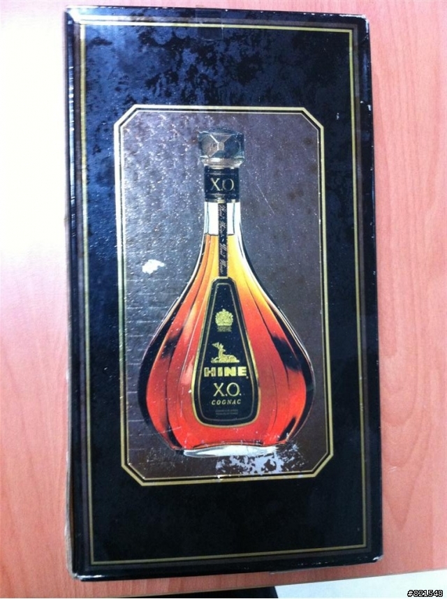 一些老洋酒  不知酒的價值為何