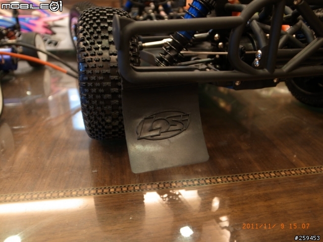 TEAM LOSI TEN-SCTE短軸卡車[塗裝完成]