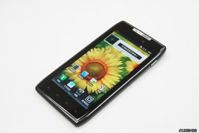 Razr XT910 銷魂薄 刀鋒最速開箱文