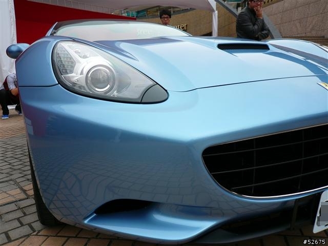 2011年底車展前哨站 - 微風廣場法拉利行動博物館