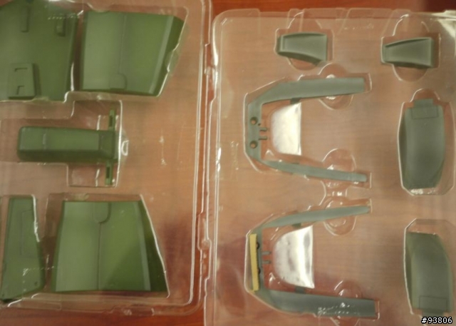[簡易開箱] 1/60 RC RADIO TECH ZAKU II 入手 (遙控薩克)