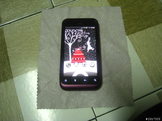 HTC  Rhyme胭紫紅入手囉~