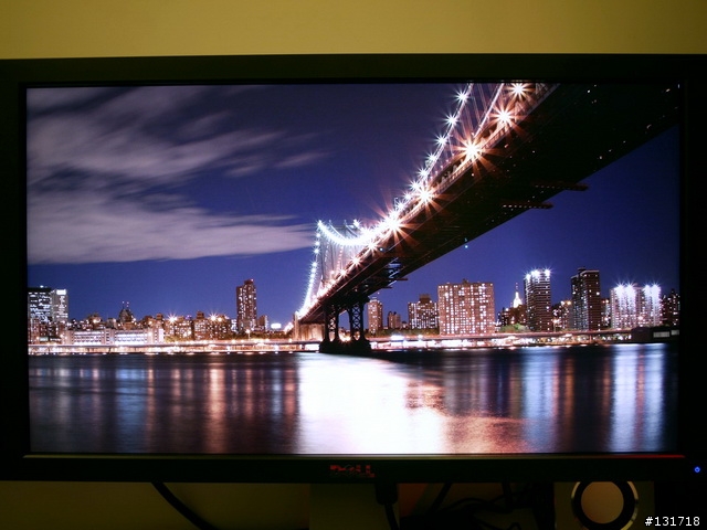 【開箱文】DELL U2711 27吋X2螢幕雙刀流~ 正式服役!!