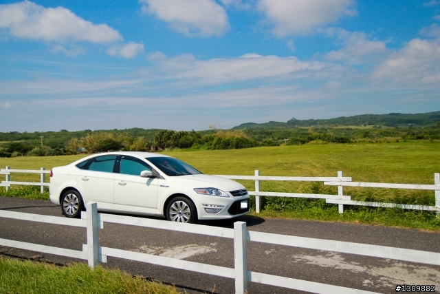 ~硬是要開箱的MONDEO TDCI 白豪莽~