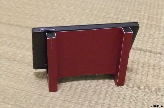 Novo7支架DIY 使用材料：原廠包裝盒