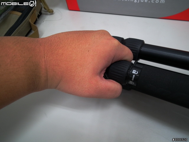 [分享] 收摺不到30cm?!的旅遊腳架 Kingjue MM-259A 勁捷 鎂合金腳架