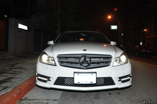 Mercedes Benz C200 2012年式 白色 不專業開箱文