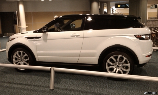 驚見 Range Rover Evoque in Vancouver Airport