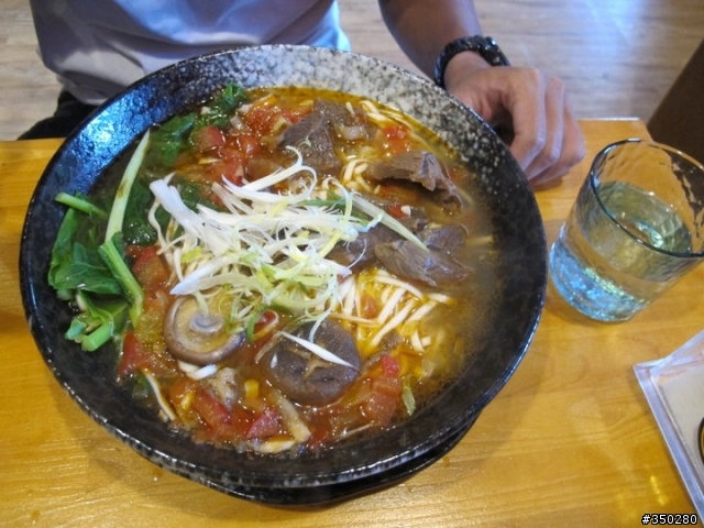 花蓮美崙新的美食選擇-!!義大利麵焗烤料理