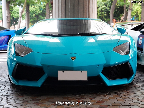 絕美驚豔，Lamborghini Aventador LP700-4