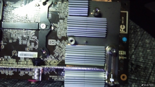 (分享兼開箱..更新完成篇)打造自己的水冷電腦之過程..圖多文長.