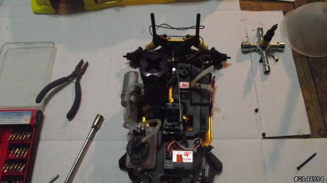 玩了一個禮拜的COLT  1/10 黃RX-7