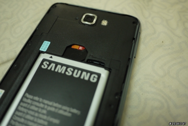 Samsung GALAXY Note - 不專業開箱 (圖多慎入)
