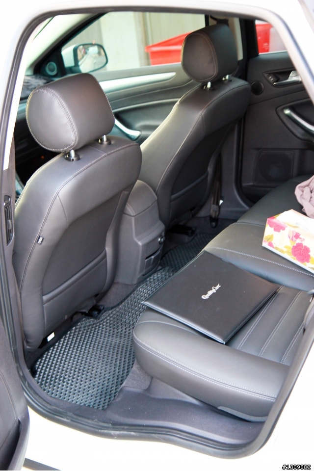 ~硬是要開箱的MONDEO TDCI 白豪莽~