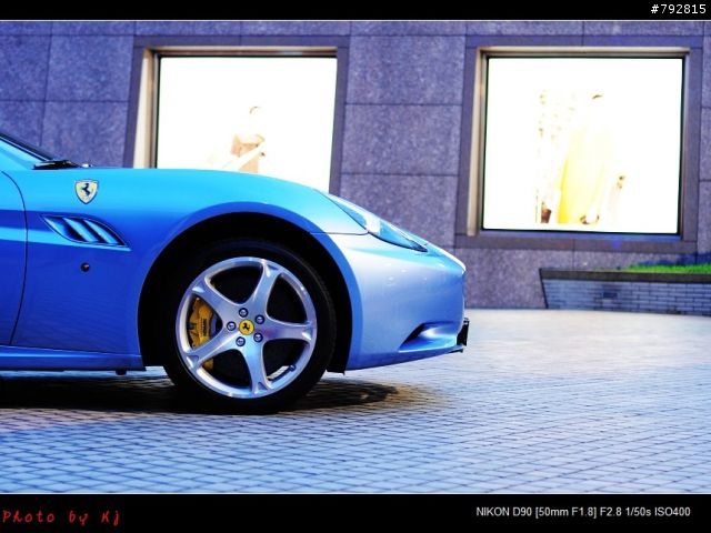 分享一下11/26在微風廣場舉辦法拉利行動博物館~