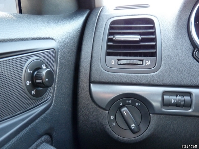 [不專業開箱文] 雪怪 Yeti 1.2 TSI 鉑金灰