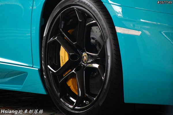 絕美驚豔，Lamborghini Aventador LP700-4