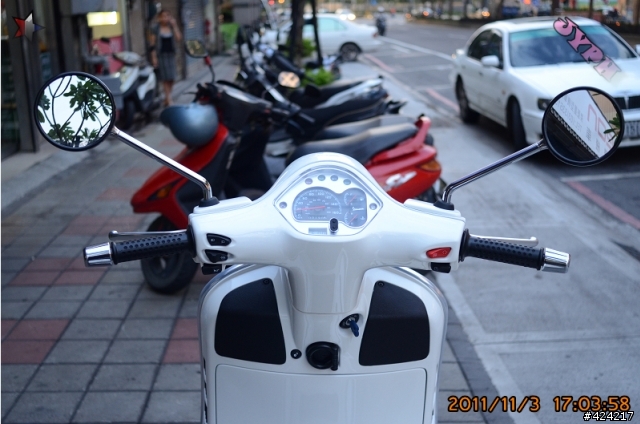 [開箱] 義大利浪漫風情 Piaggio Vespa GTS 300 ie