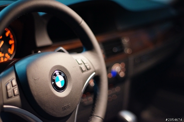 2011年11月交車之E90銀色320i開箱