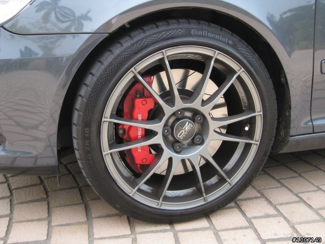 好朋友交新車SKODA Superb combi ~馬上換18"大腳 ~順便分享大會師車友大腳框!