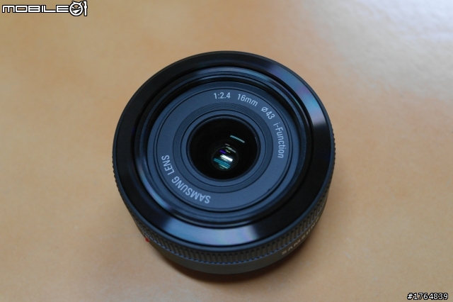 16mm f2.4 開箱