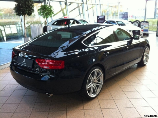 New Audi  a5 實車照
