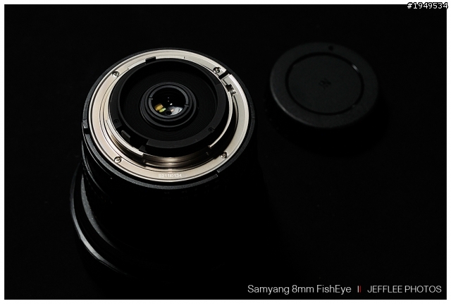 Samyang 8mm 魚眼 CS F3.5 - 開箱