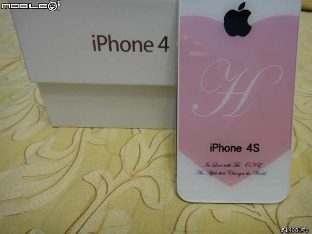 「全台灣唯一真正的iPhone 4S」，容許小弟我為大家博君一笑。