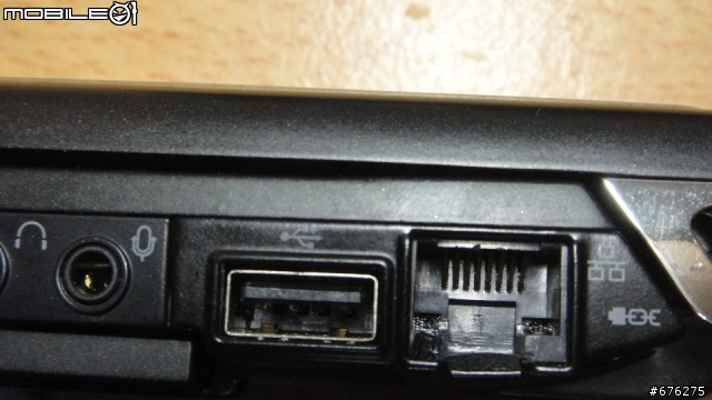 我的 TOSHIBA PROTEGE R700 RJ45孔