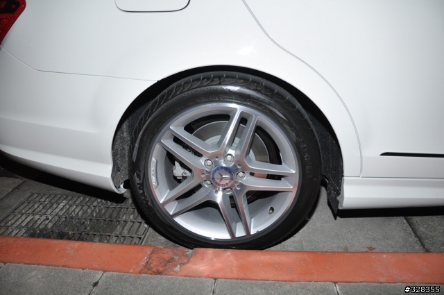 Mercedes Benz C200 2012年式 白色 不專業開箱文