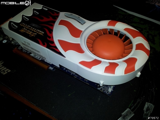 1699rmb (7650NTD)的仿生學海螺扇 盈通R6950  2GB 遊戲高手