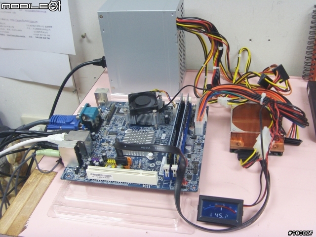 VIA Nano X2 雙核心 VE-900 Mini-ITX