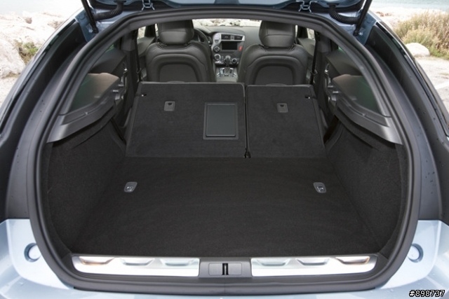 Citroen DS5現身