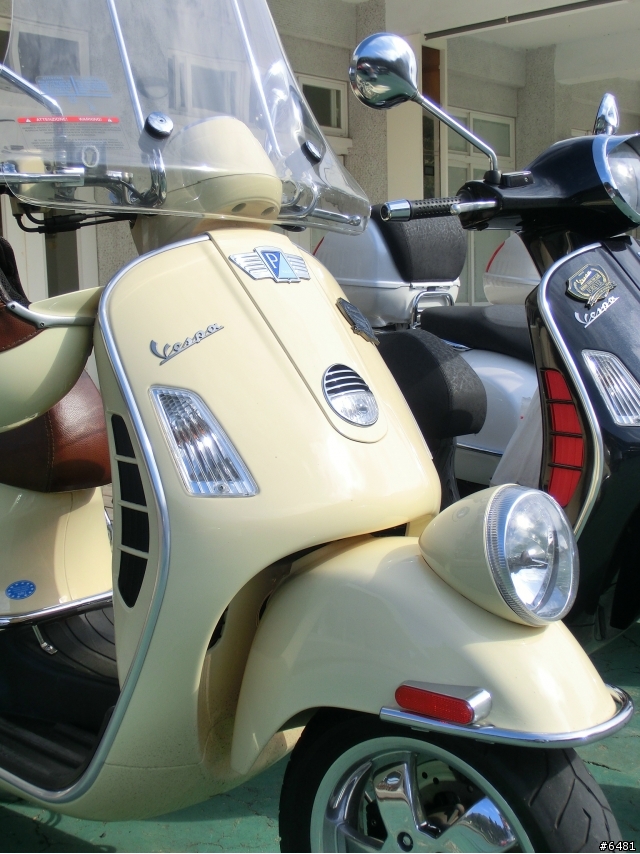VESPA  GT和GTS淡金出遊