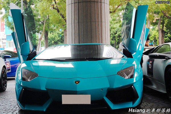 絕美驚豔，Lamborghini Aventador LP700-4