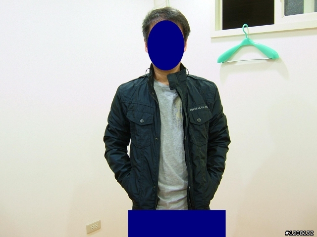 開箱：GUESS JEANS 深藍色立領騎士外套