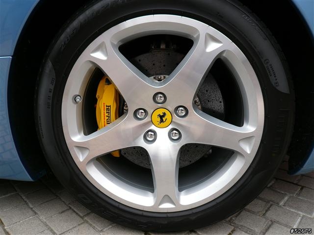 2011年底車展前哨站 - 微風廣場法拉利行動博物館