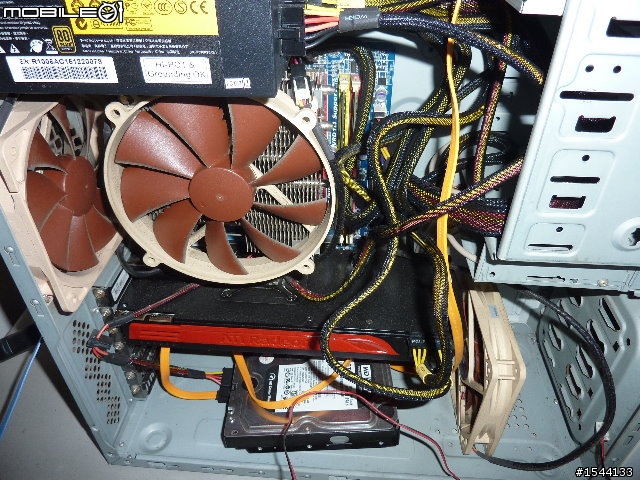 [簡單分享] BitFenix Shinobi Window White 電腦組機殼 ♬