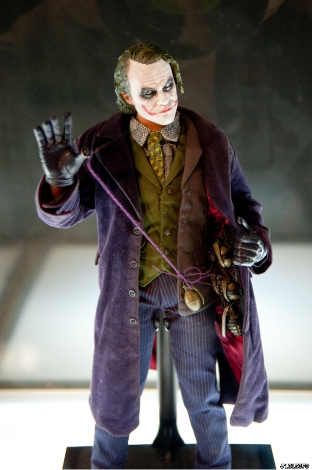 [DX06 特別版 開箱] +  HOT TOYS 台中展