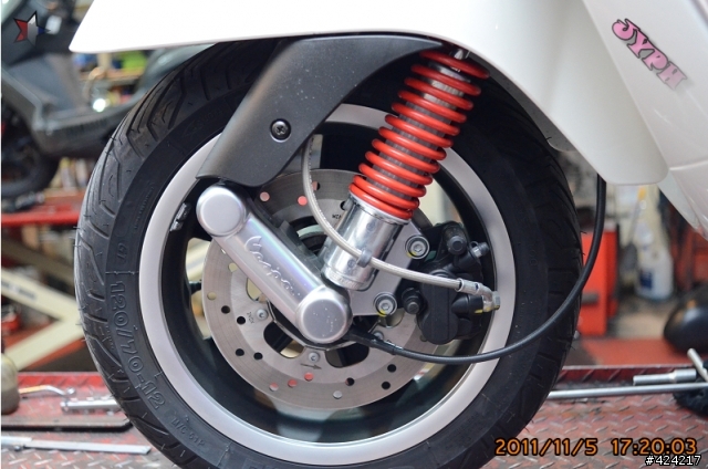 [開箱] 義大利浪漫風情 Piaggio Vespa GTS 300 ie