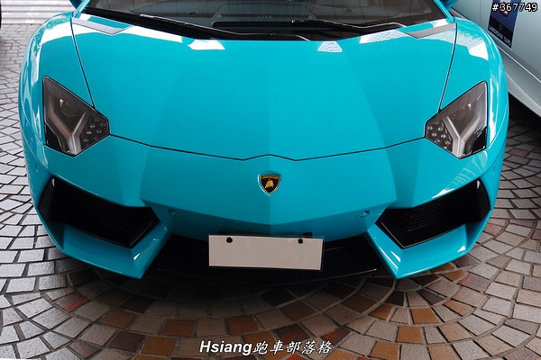 絕美驚豔，Lamborghini Aventador LP700-4