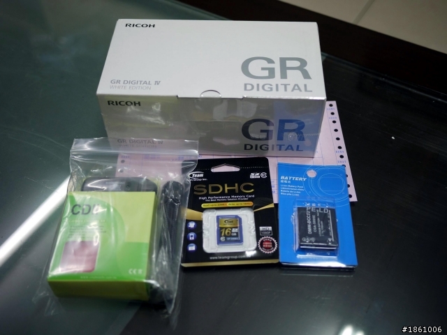 來了~來了~白GRD4